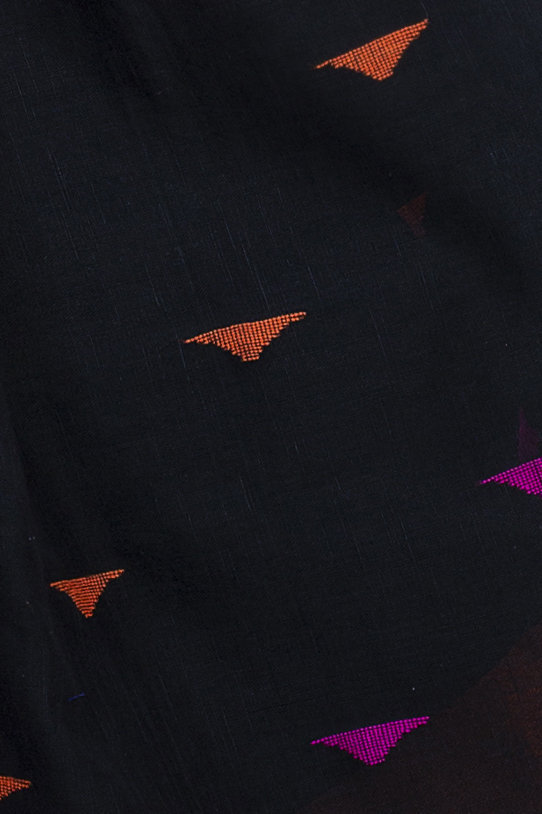 Black Pure Cotton Clasic_Than Hand Loom Saree (802)